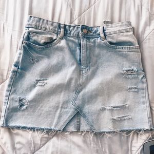 LIGHT BLUE DENIM SKIRT